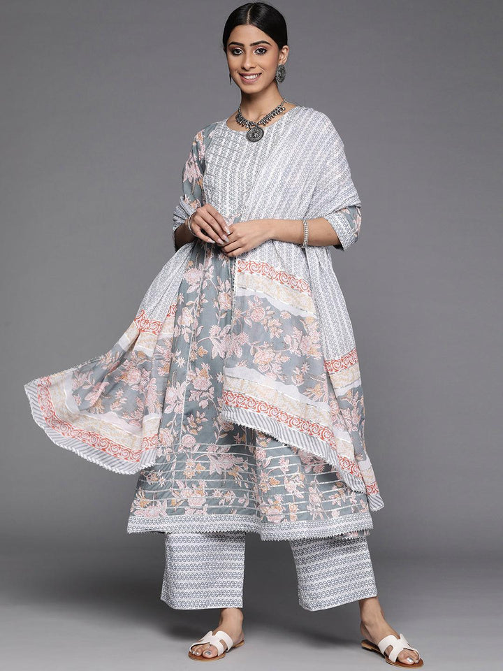 Grey Printed Cotton Suit Set - ShopLibas