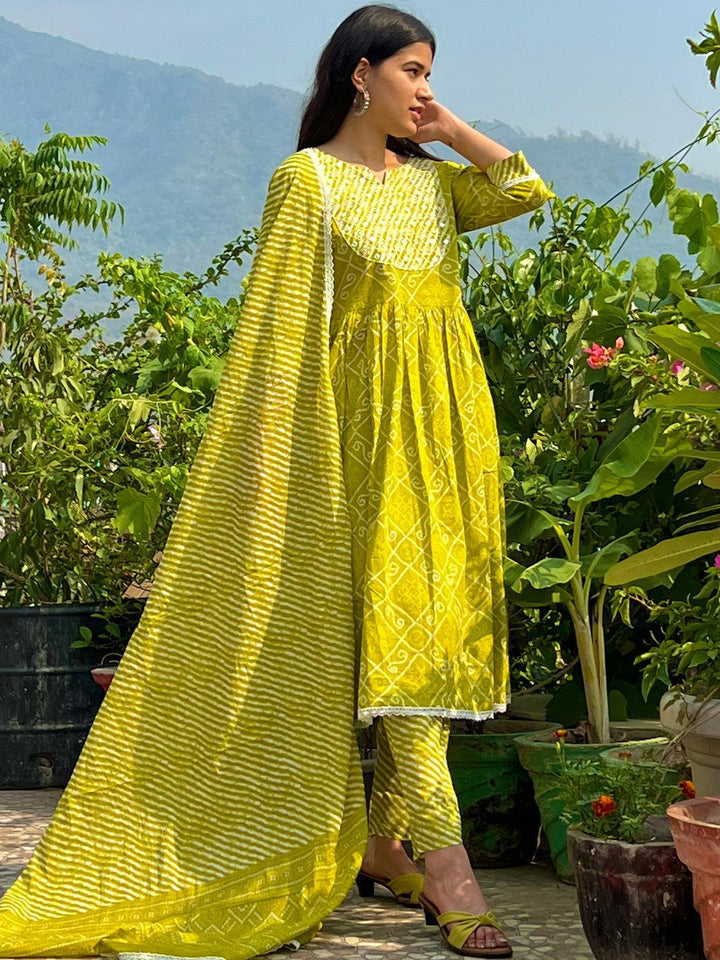 Green Printed Cotton Suit Set - ShopLibas