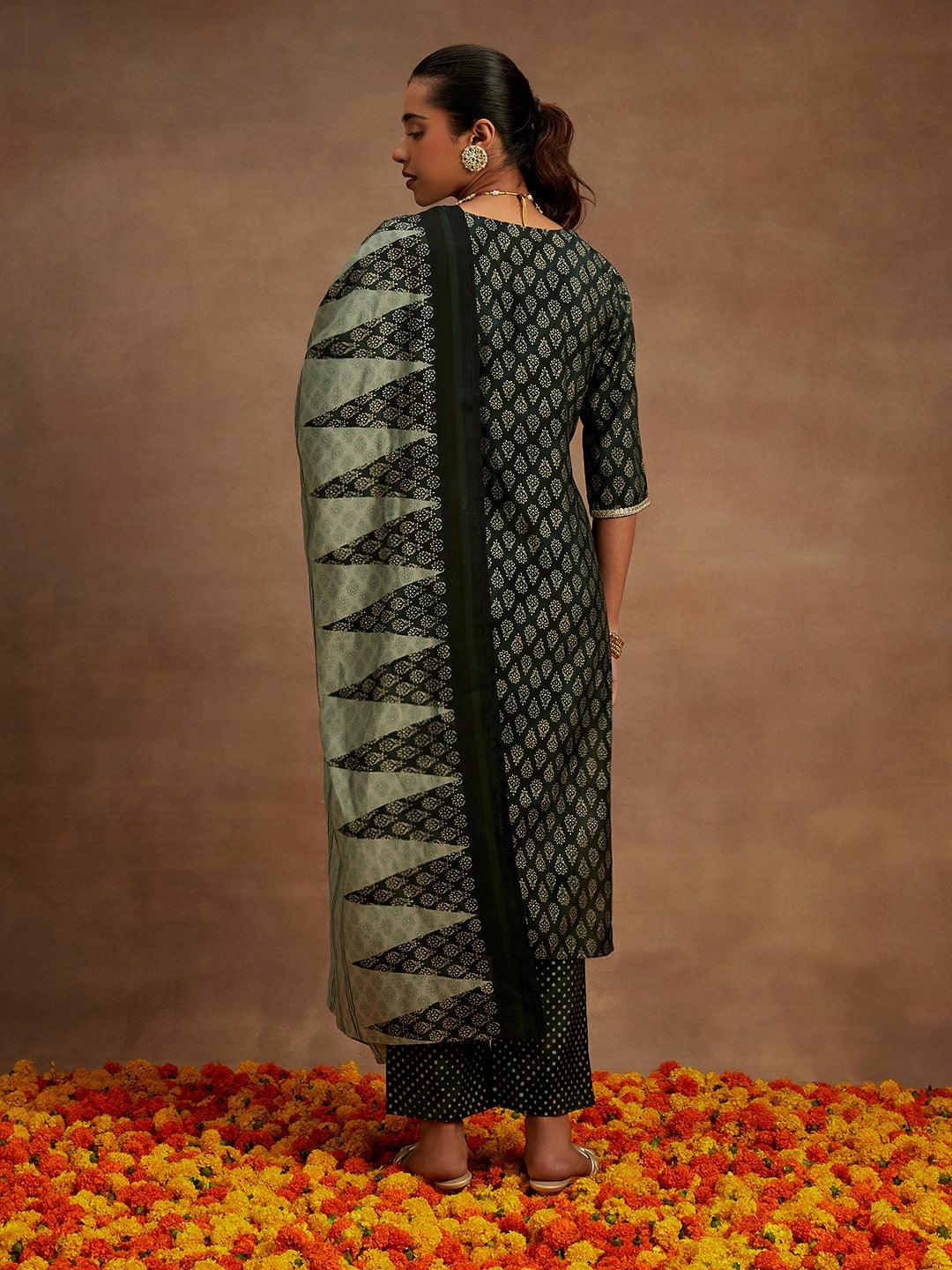 Green Printed Silk Blend Straight Suit With Dupatta