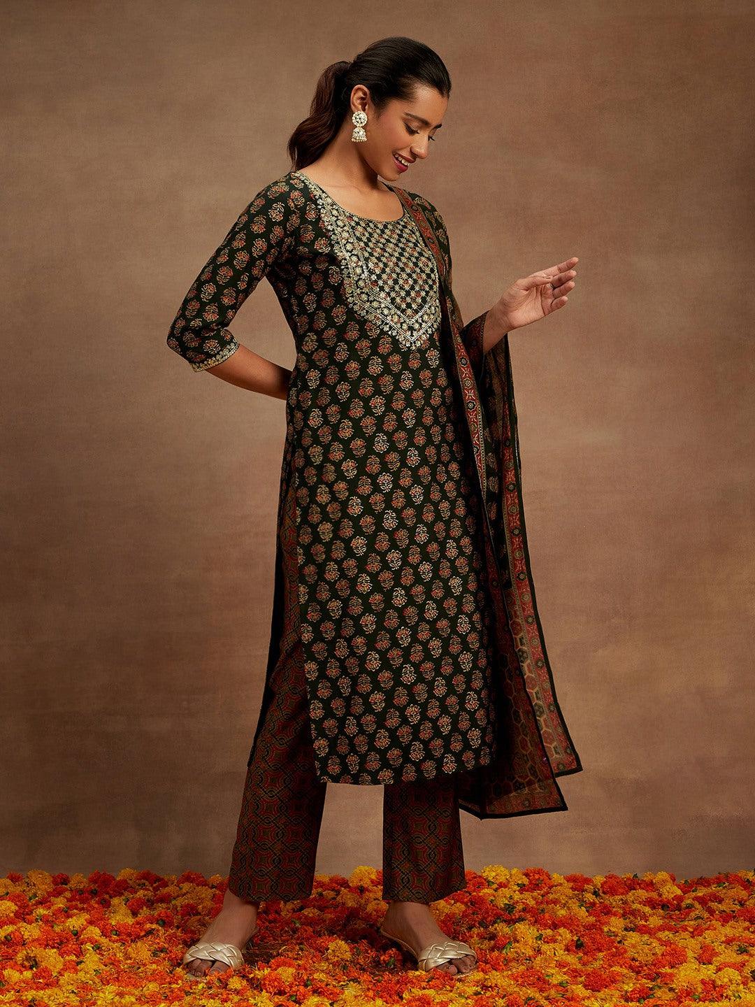 Green Printed Silk Blend Straight Suit With Dupatta