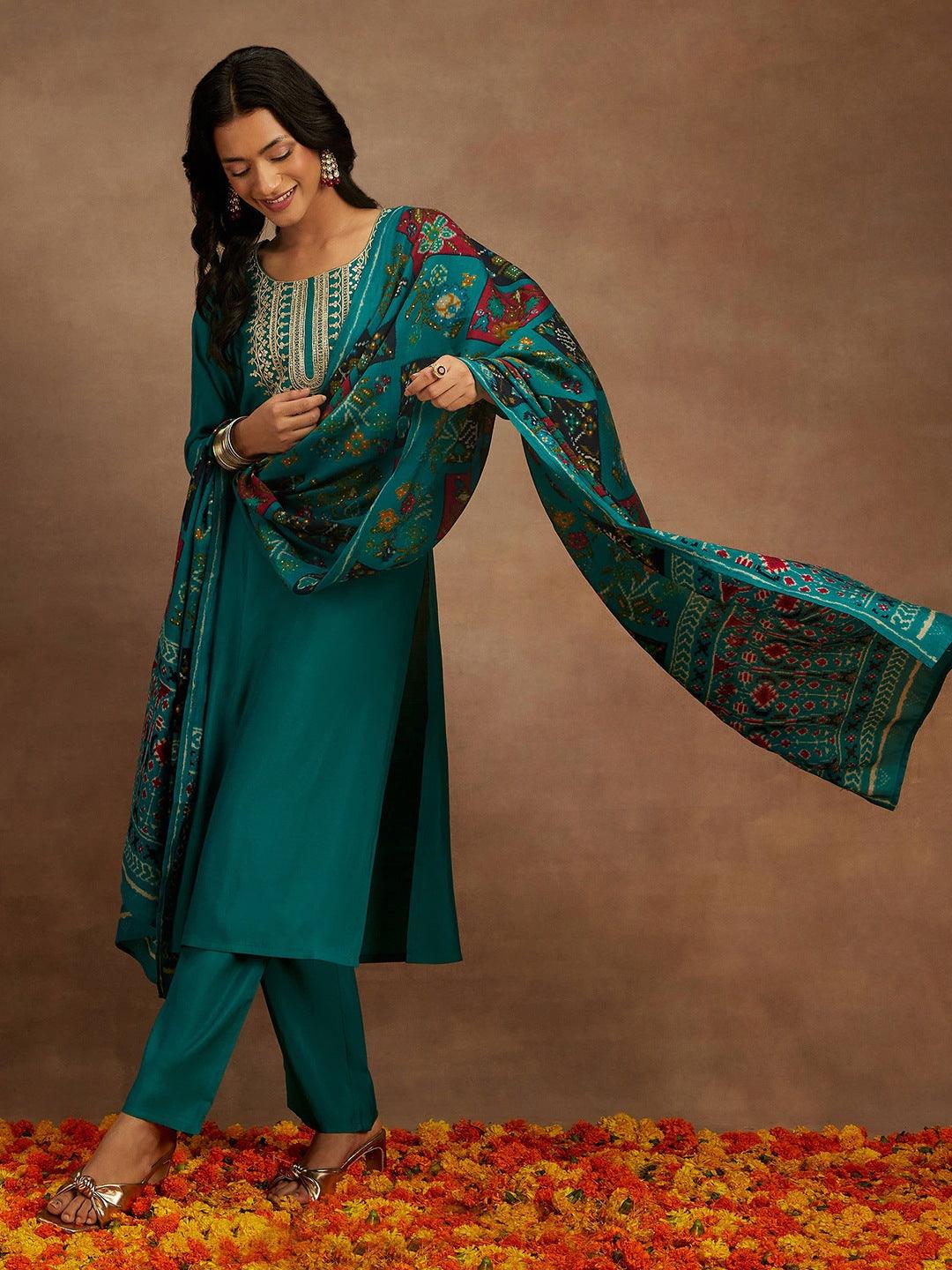 Green Yoke Design Silk Blend Straight Suit With Dupatta