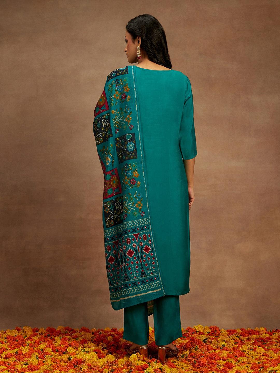 Green Yoke Design Silk Blend Straight Suit With Dupatta