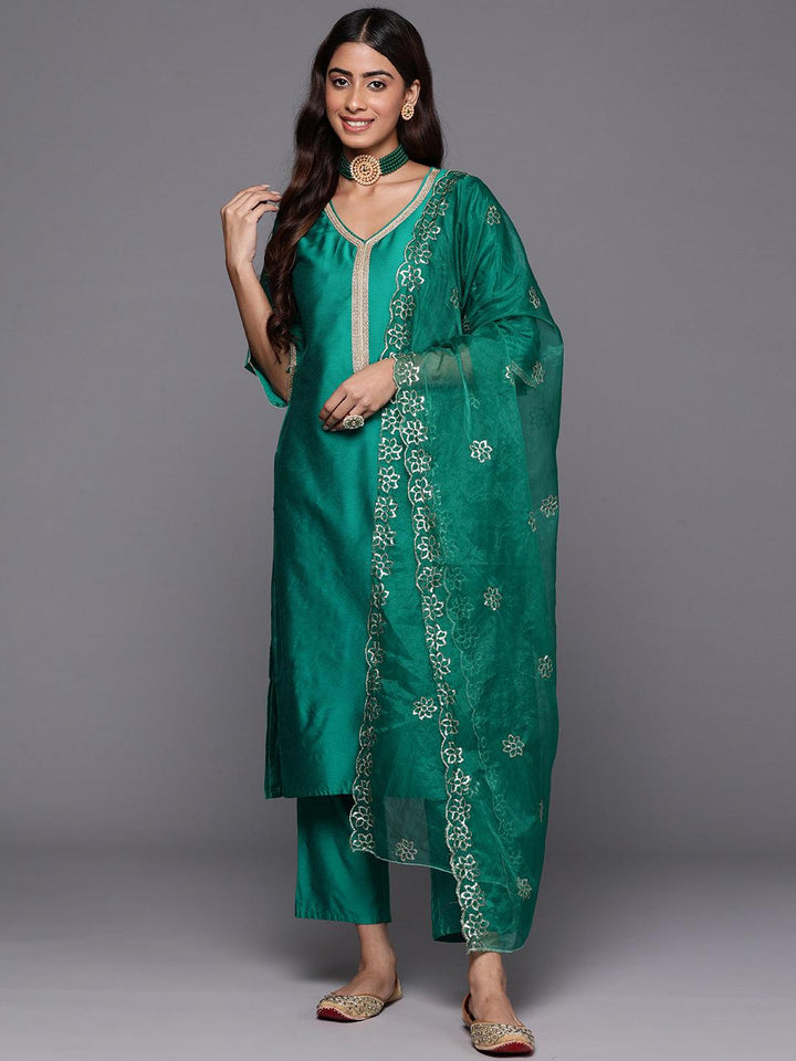 Green Solid Silk Blend Straight Kurta With Trousers & Dupatta - ShopLibas