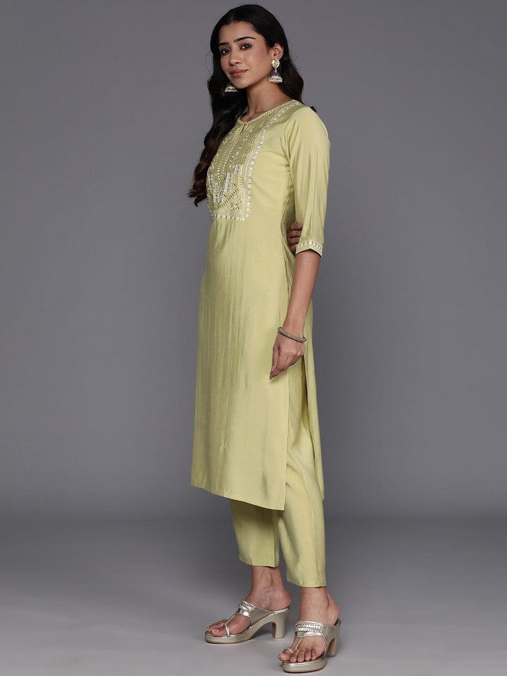 Green Yoke Design Silk Blend Straight Kurta With Trousers & Dupatta - ShopLibas