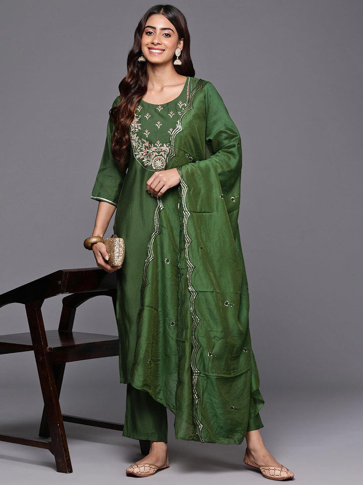 Green Yoke Design Silk Blend Straight Kurta With Trousers & Dupatta - ShopLibas