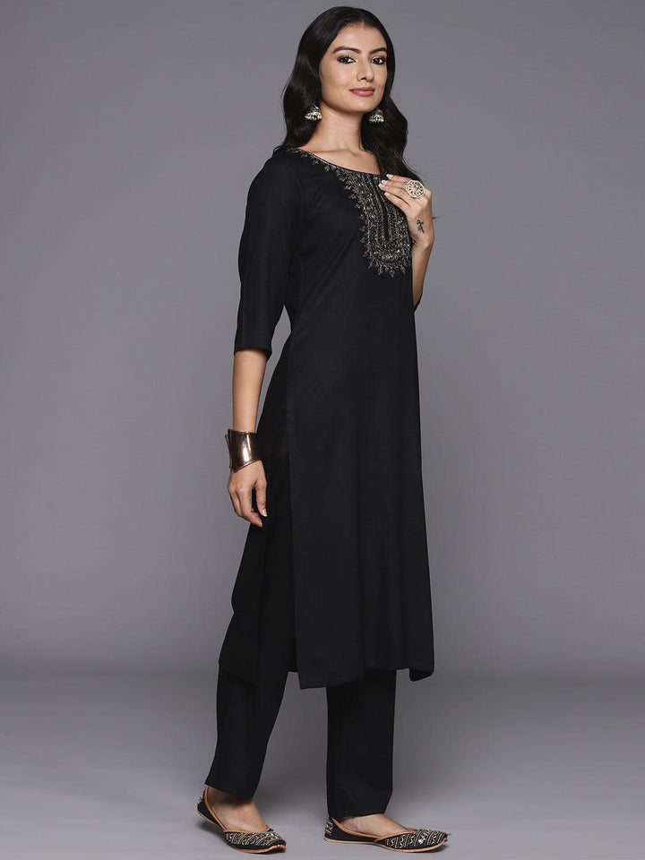 Black Yoke Design Wool Blend Straight Kurta With Trousers - ShopLibas