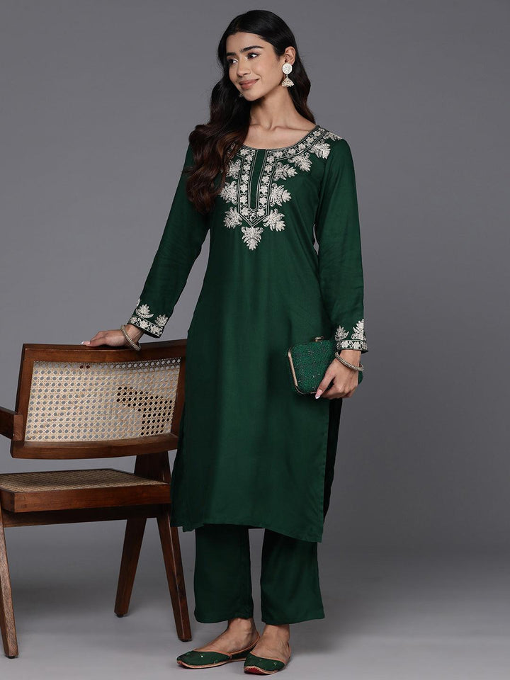 Green Yoke Design Wool Blend Straight Kurta With Trousers - ShopLibas