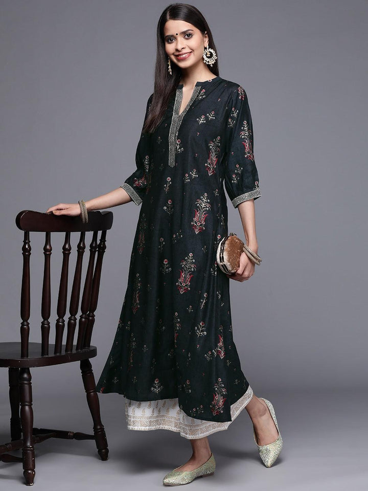 Black Printed Chanderi Silk Kurta - ShopLibas