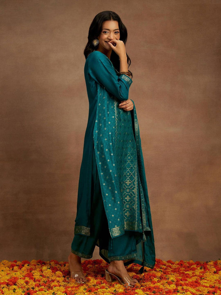 Green Woven Design Silk Blend Straight Kurta With Trousers & Dupatta - ShopLibas