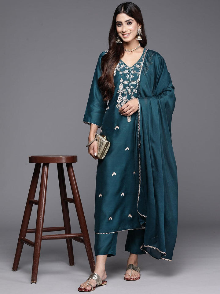 Teal Embroidered Chanderi Silk Straight Kurta With Trousers & Dupatta - ShopLibas