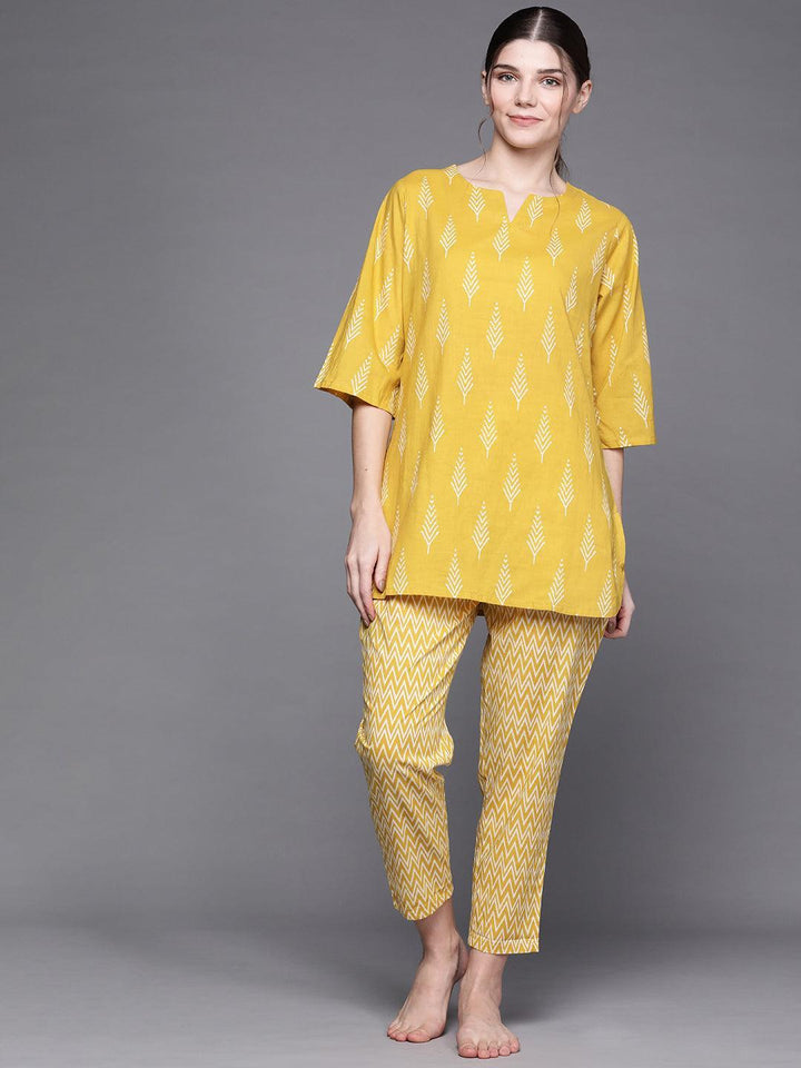 Yellow Printed Cotton Night Suit - ShopLibas