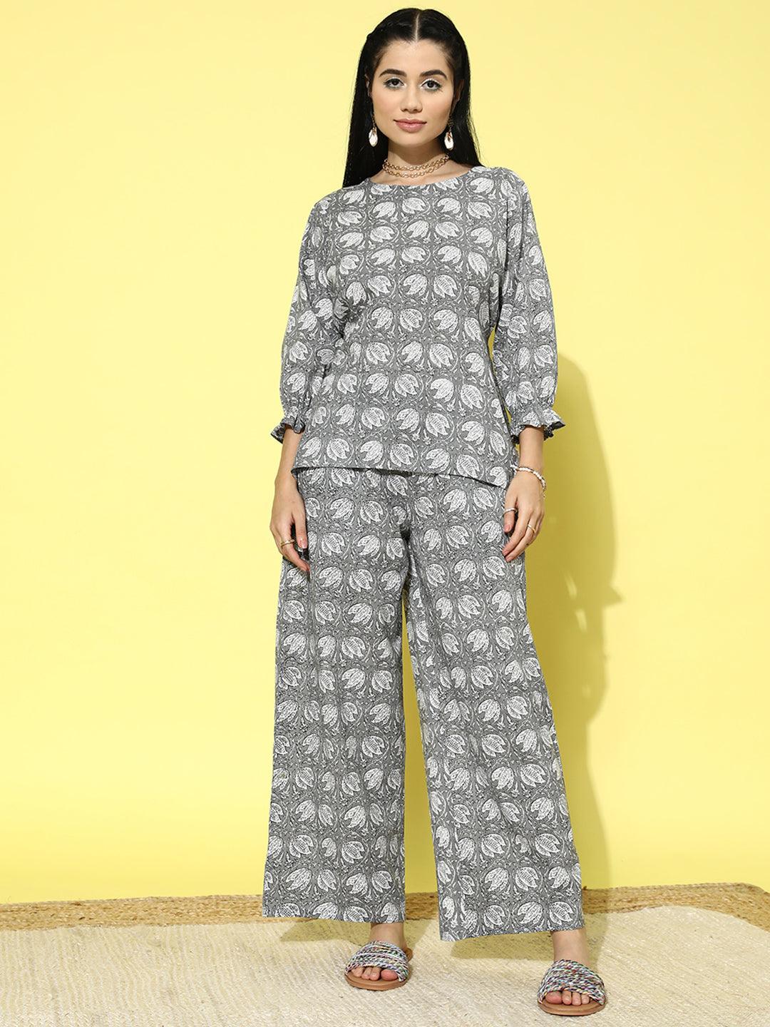 Grey Printed Cotton Night Suit - ShopLibas