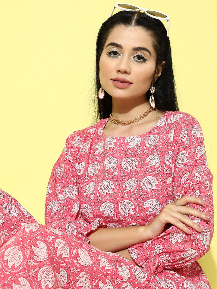 Pink Printed Cotton Night Suit - ShopLibas