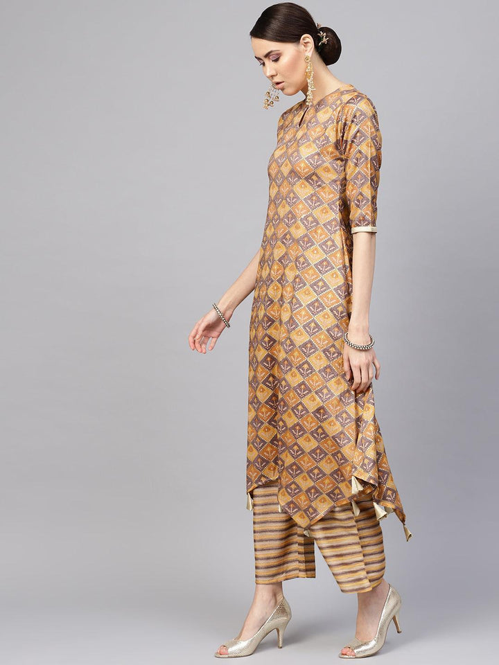 Yellow Printed Cotton Blend Kurta Set - ShopLibas