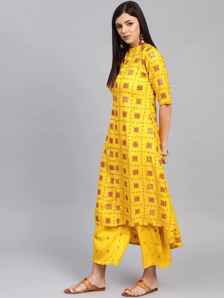 Yellow Printed Cotton Blend Kurta Set - ShopLibas