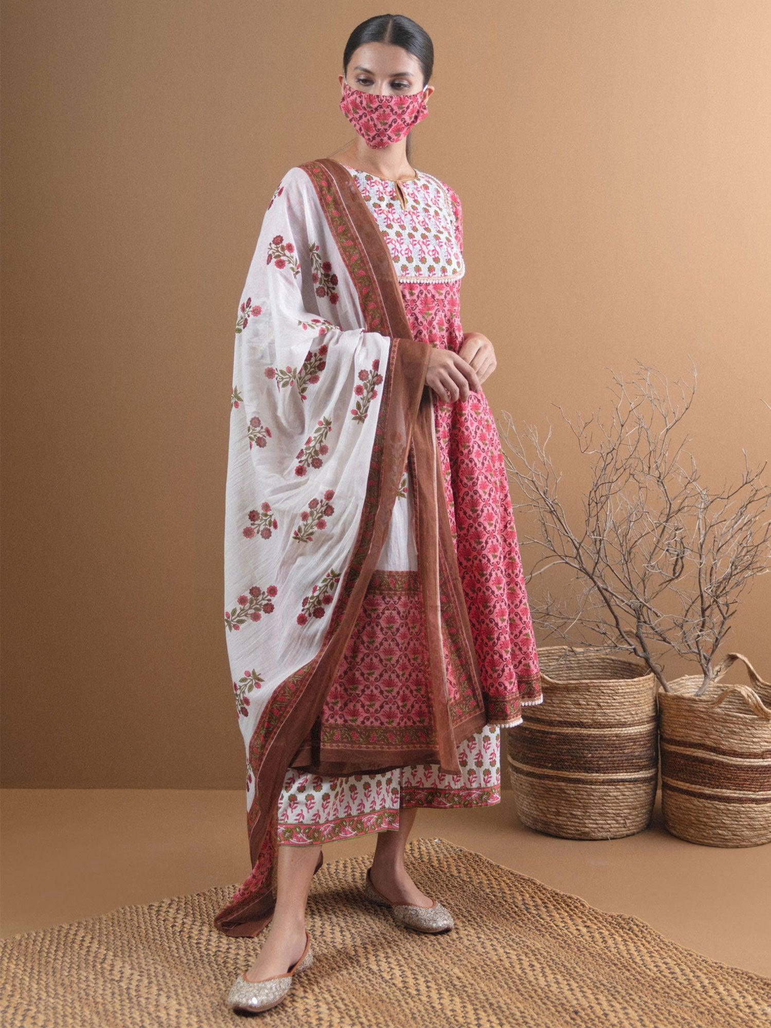 Pink Printed Cotton Suit Set With Mask