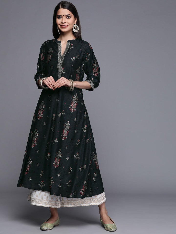 Black Printed Chanderi Silk Kurta - ShopLibas