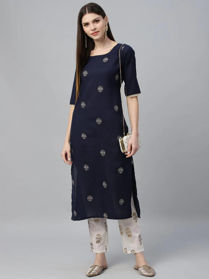 Blue Embroidered Cotton Kurta - ShopLibas