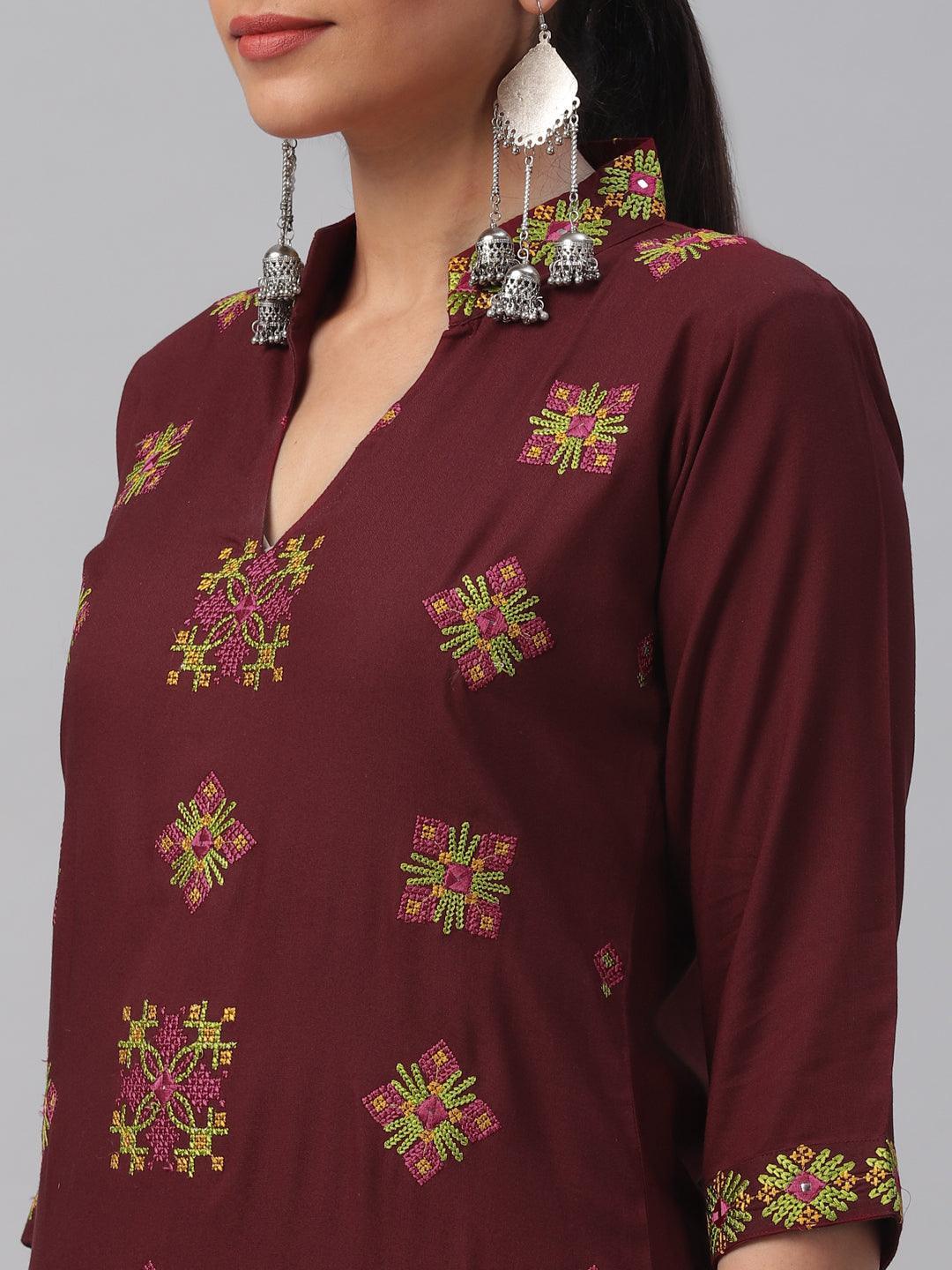 Maroon Embroidered Rayon Kurta - ShopLibas