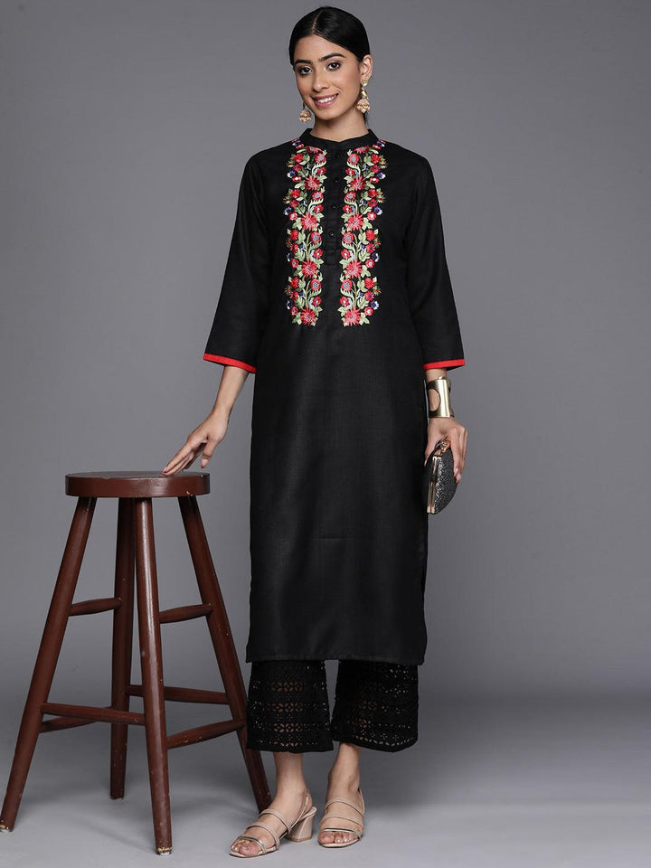 Black Embroidered Cotton Straight Kurta - Libas