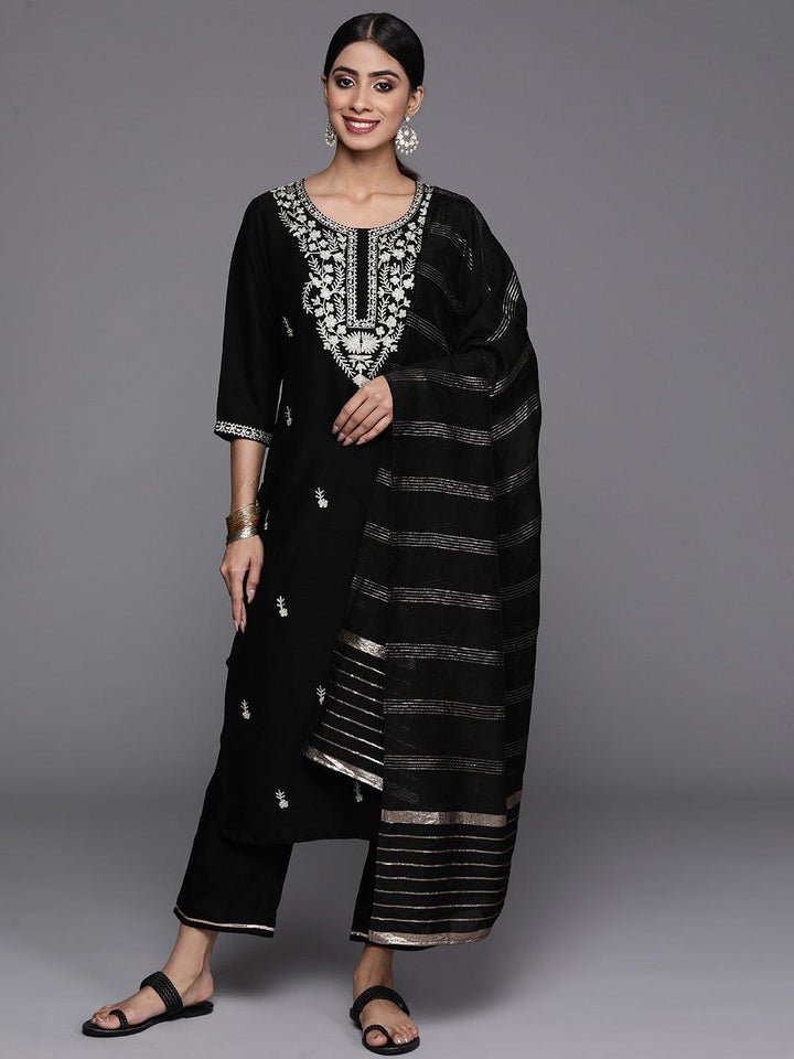 Black Embroidered Silk Blend Straight Kurta With Trousers & Dupatta - Libas