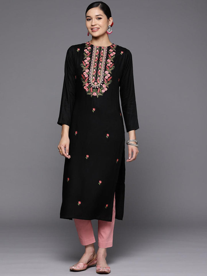 Black Embroidered Wool Straight Kurta - ShopLibas