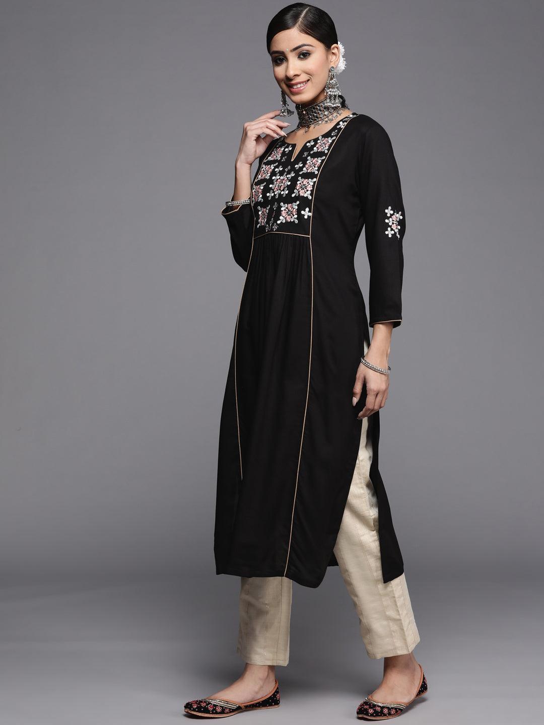 Black Yoke Design Rayon Kurta