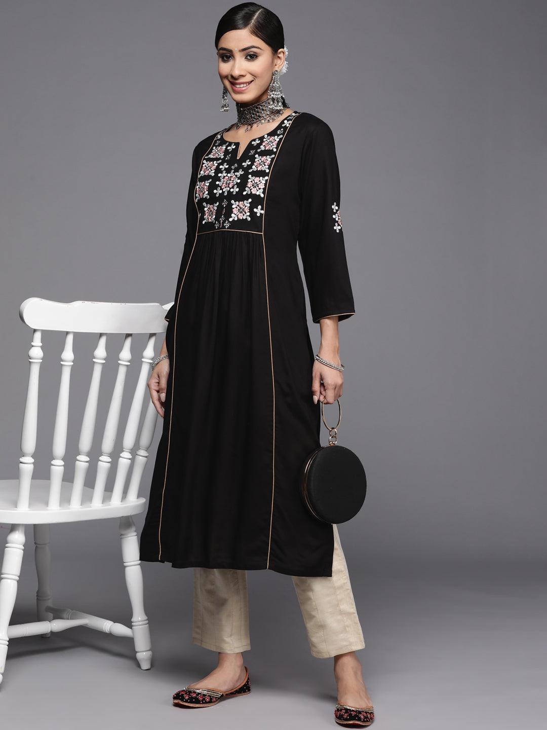 Black Yoke Design Rayon Kurta