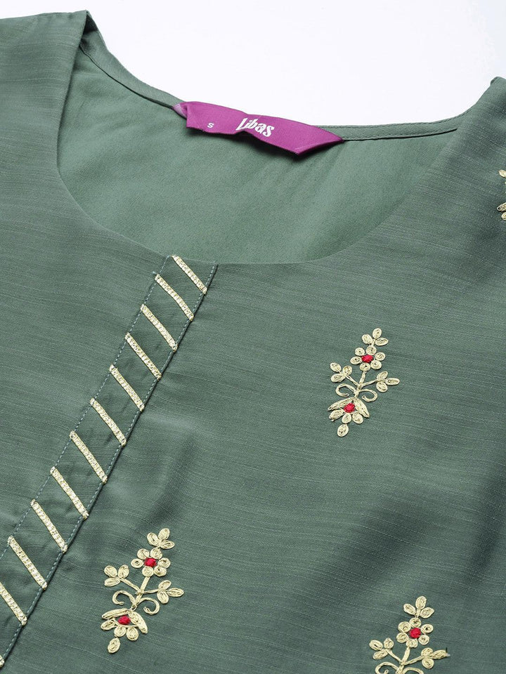 Green Embroidered Chanderi Silk Straight Suit Set - ShopLibas