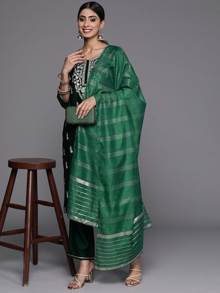 Green Embroidered Silk Blend Straight Kurta With Trousers & Dupatta - Libas