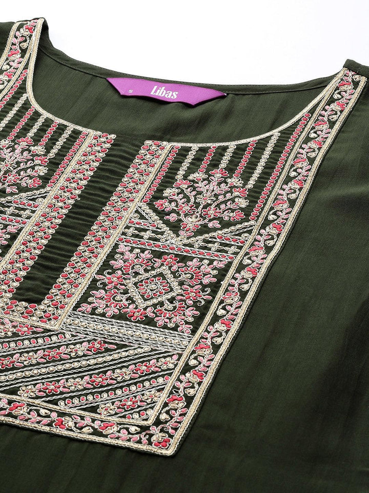 Green Embroidered Silk Straight Kurta - ShopLibas