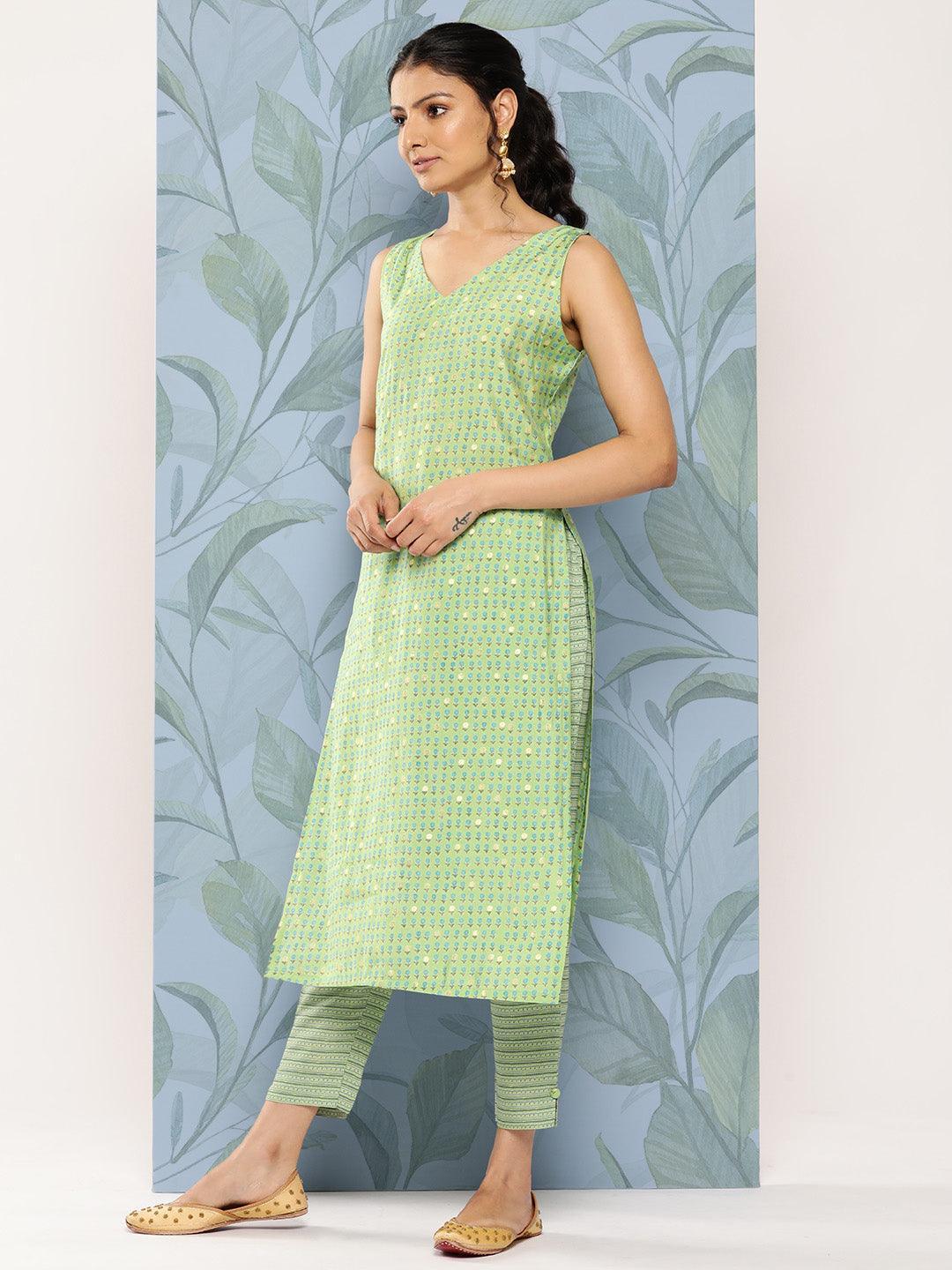 Green Printed Silk Blend Straight Kurta Set With Trousers - Libas