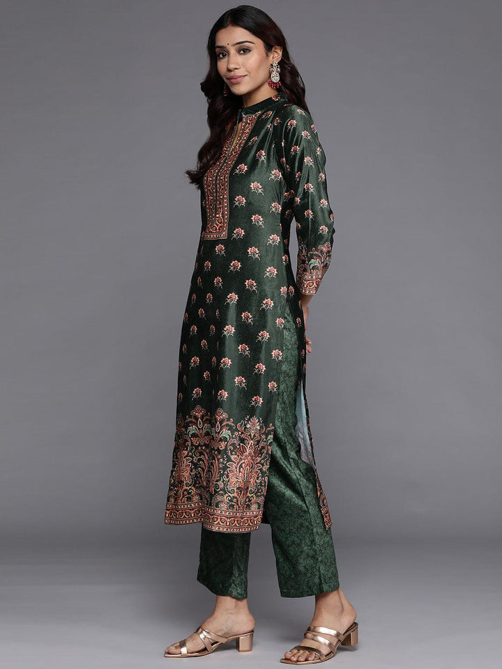 Green Printed Velvet Straight Suit Set With Trousers - Libas