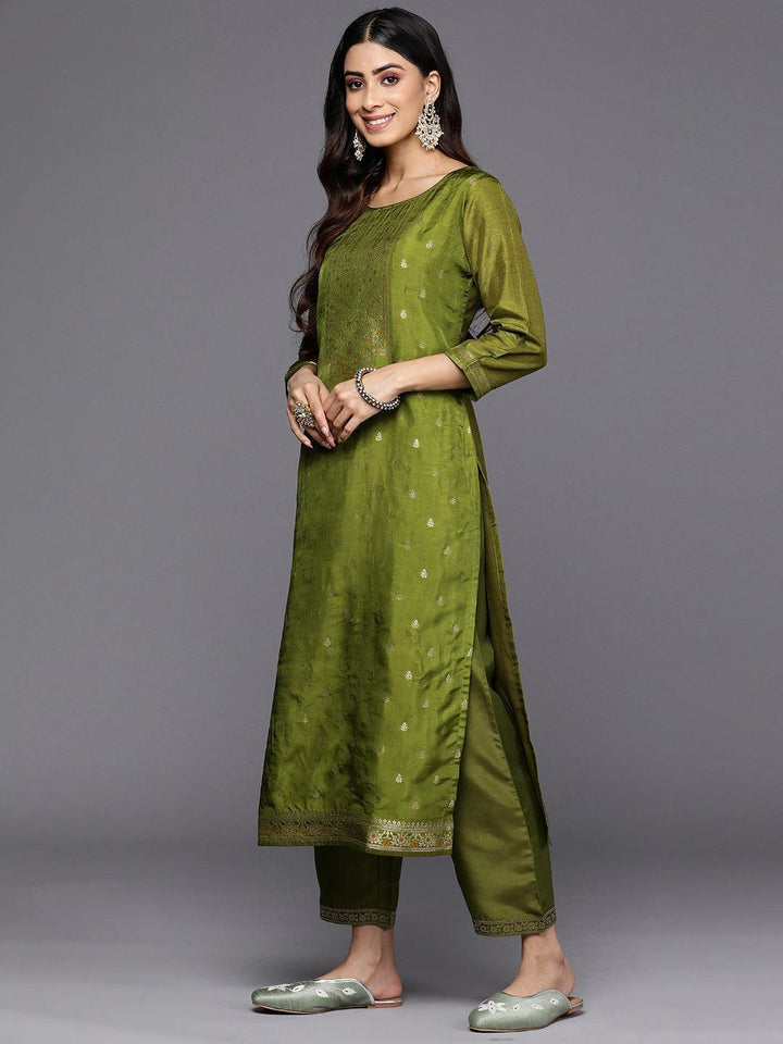 Green Self Design Silk Blend Straight Suit Set With Trousers - ShopLibas