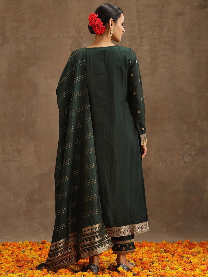 Green Woven Design Silk Blend Straight Suit Set With Trousers - ShopLibas