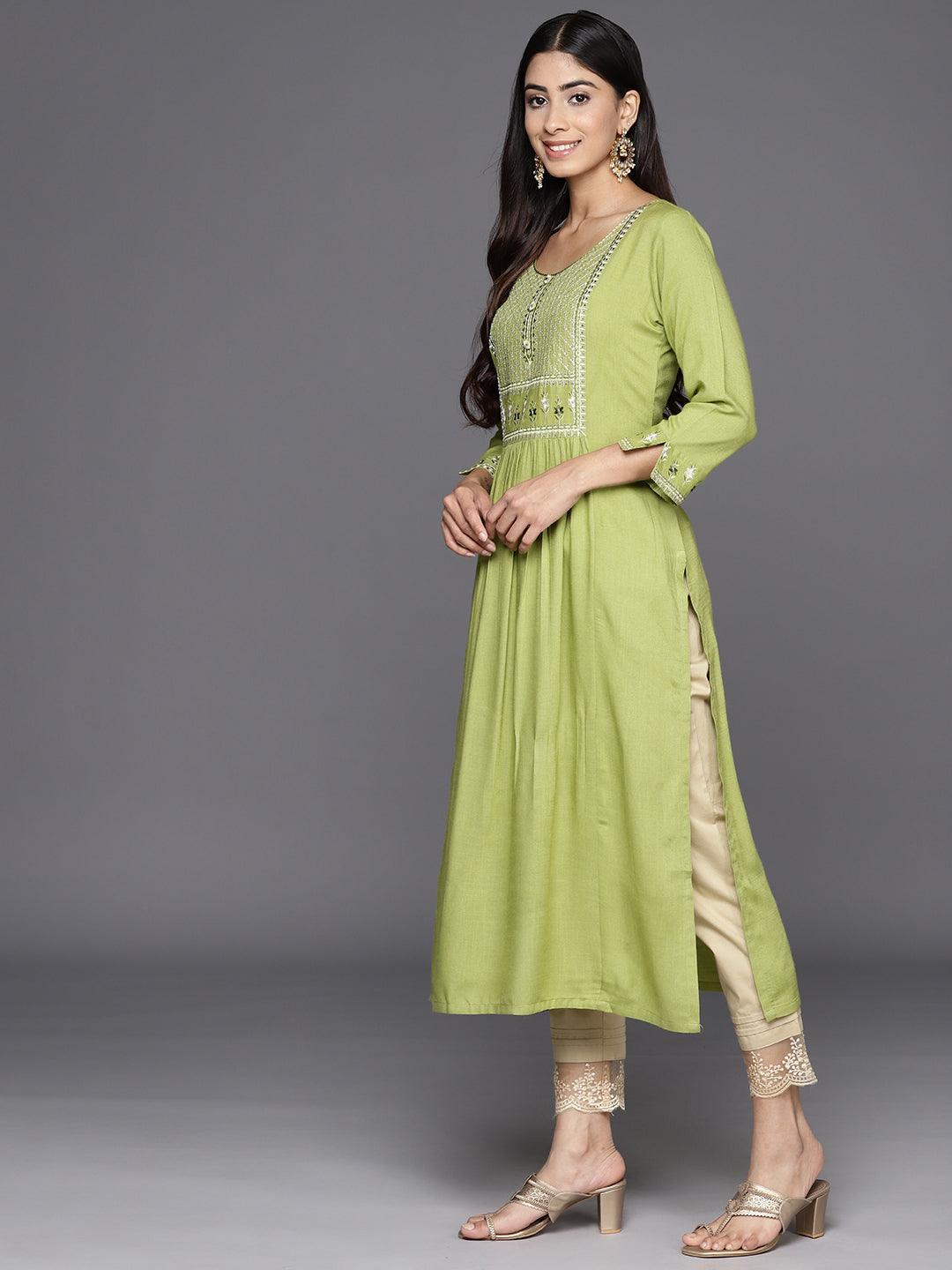 Green Yoke Design Rayon A-Line Kurta