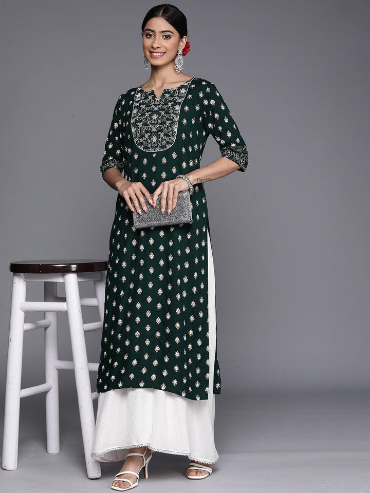 Green Yoke Design Rayon Straight Kurta - ShopLibas