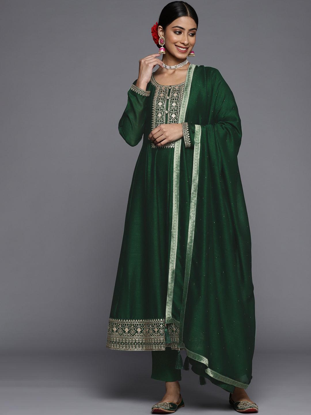 Green Yoke Design Silk Blend Straight Suit Set