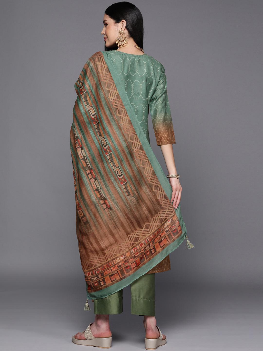 Green Yoke Design Silk Blend Suit Set With Trousers