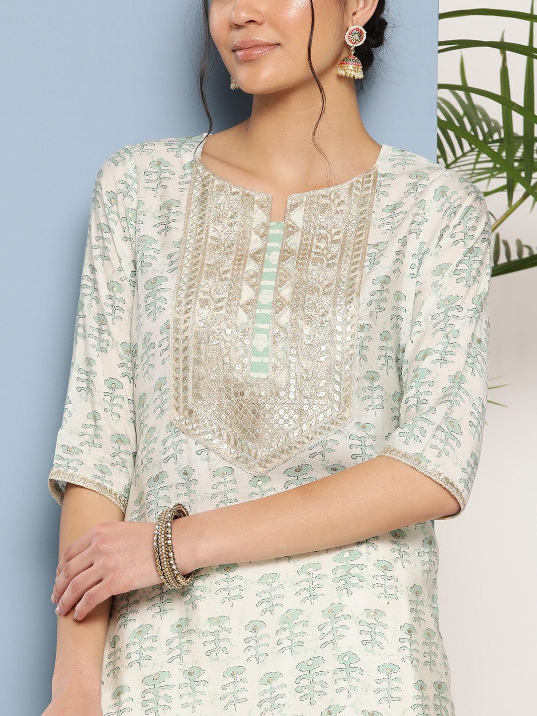 Green Yoke Design Silk Straight Kurta