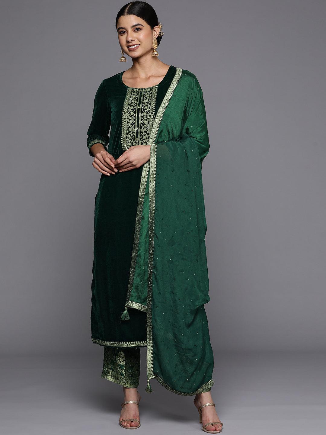 Green Yoke Design Velvet Straight Suit Set