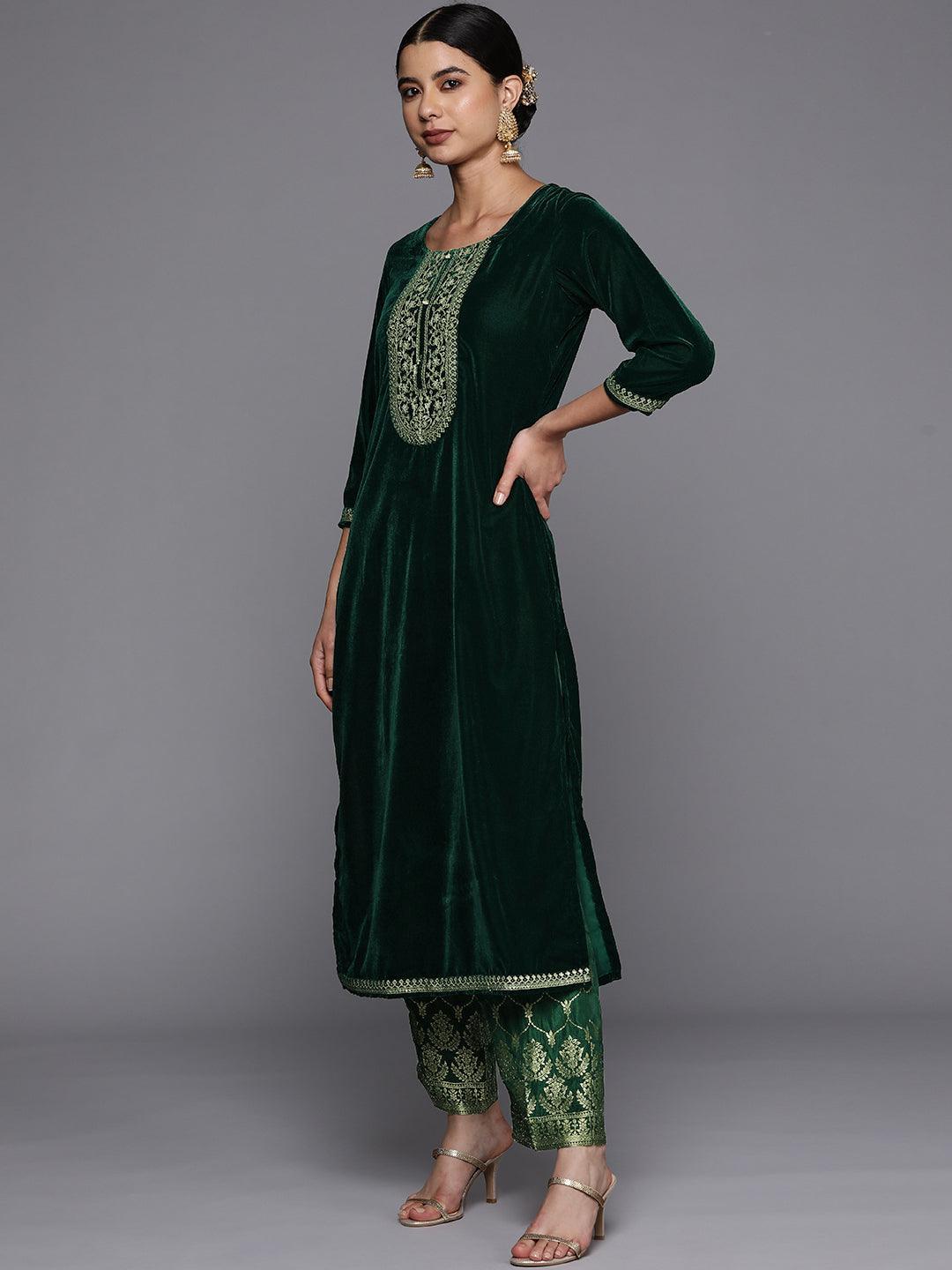 Green Yoke Design Velvet Straight Suit Set