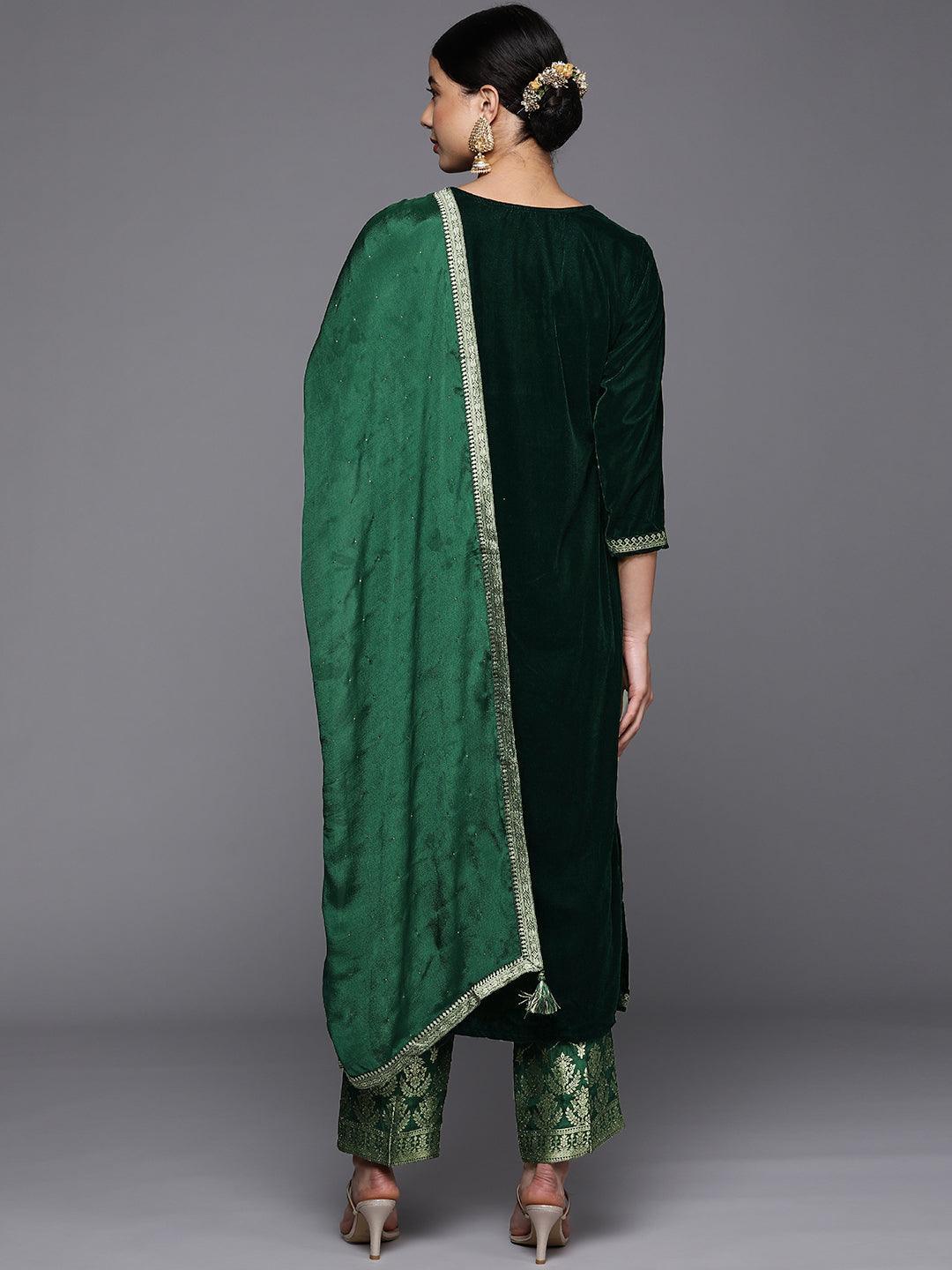 Green Yoke Design Velvet Straight Suit Set