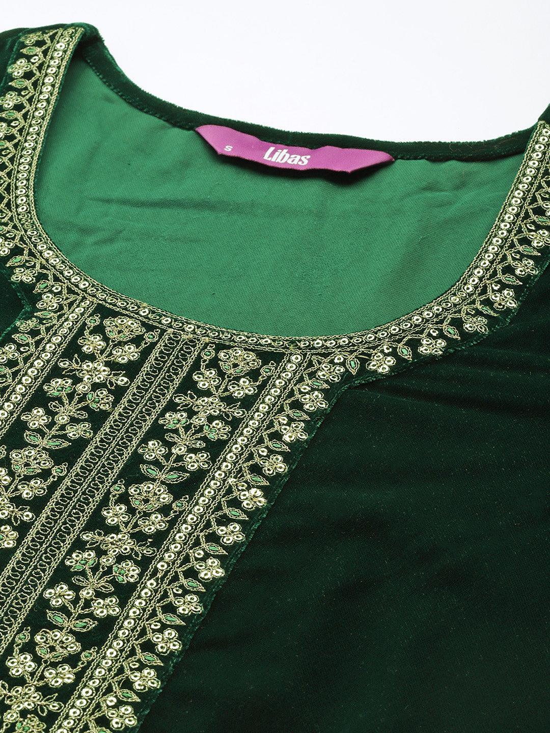 Green Yoke Design Velvet Straight Suit Set