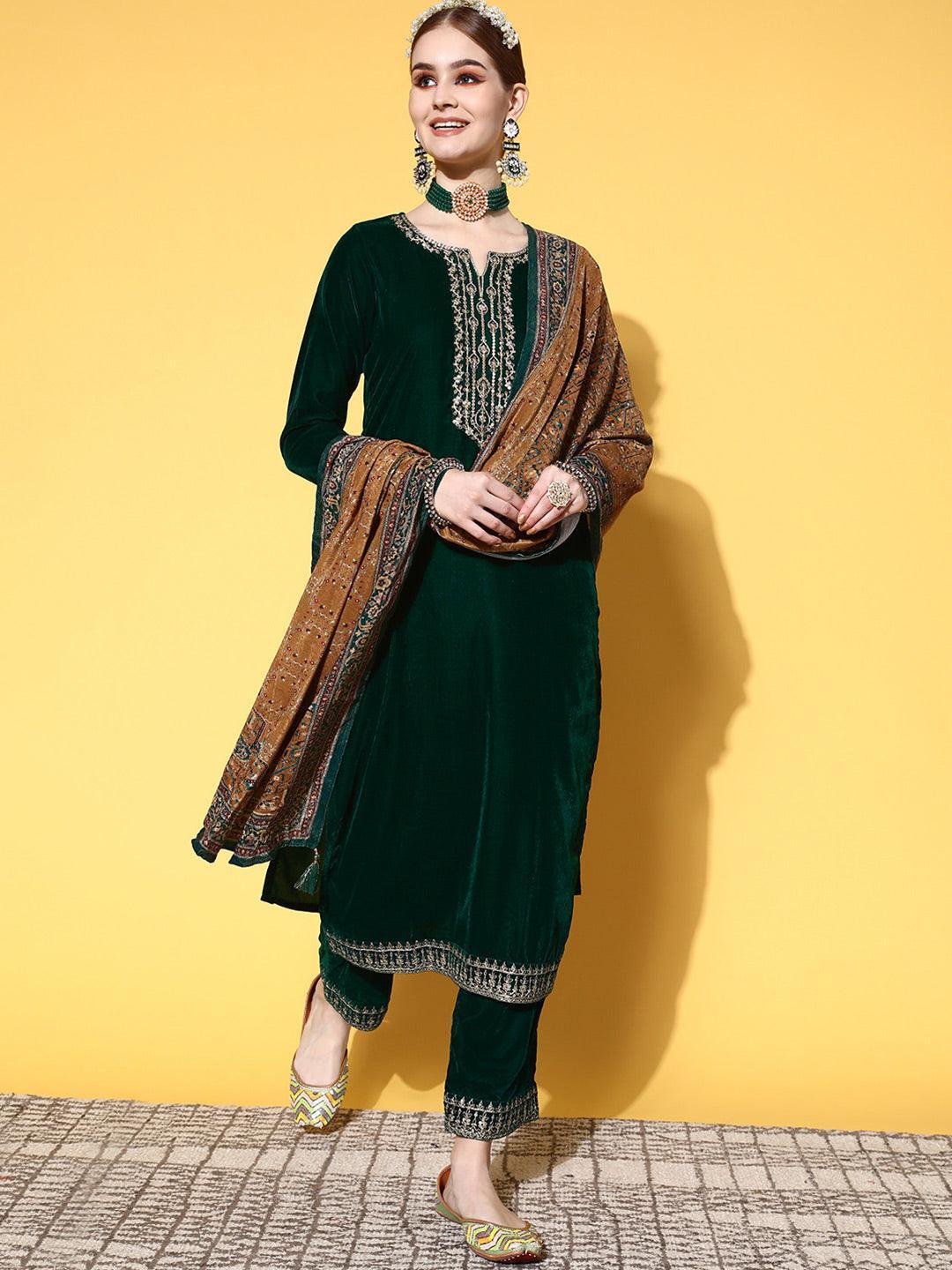 Green Yoke Design Velvet Straight Suit Set - ShopLibas