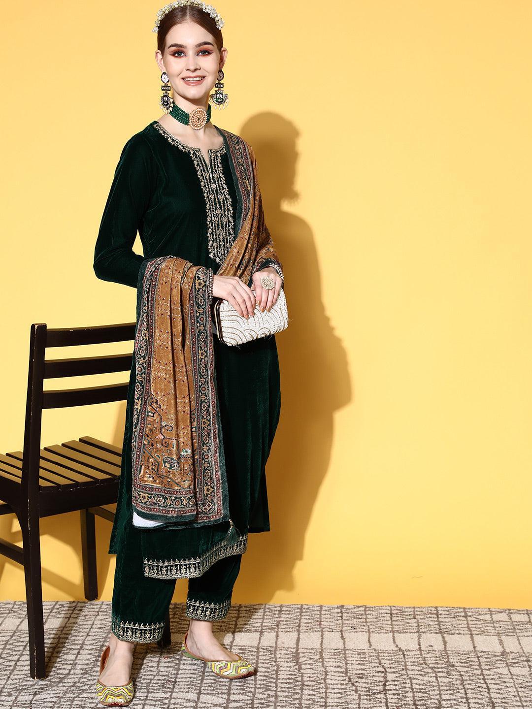 Green Yoke Design Velvet Straight Suit Set - ShopLibas