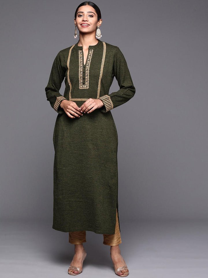 Green Yoke Design Wool Straight Kurta - ShopLibas