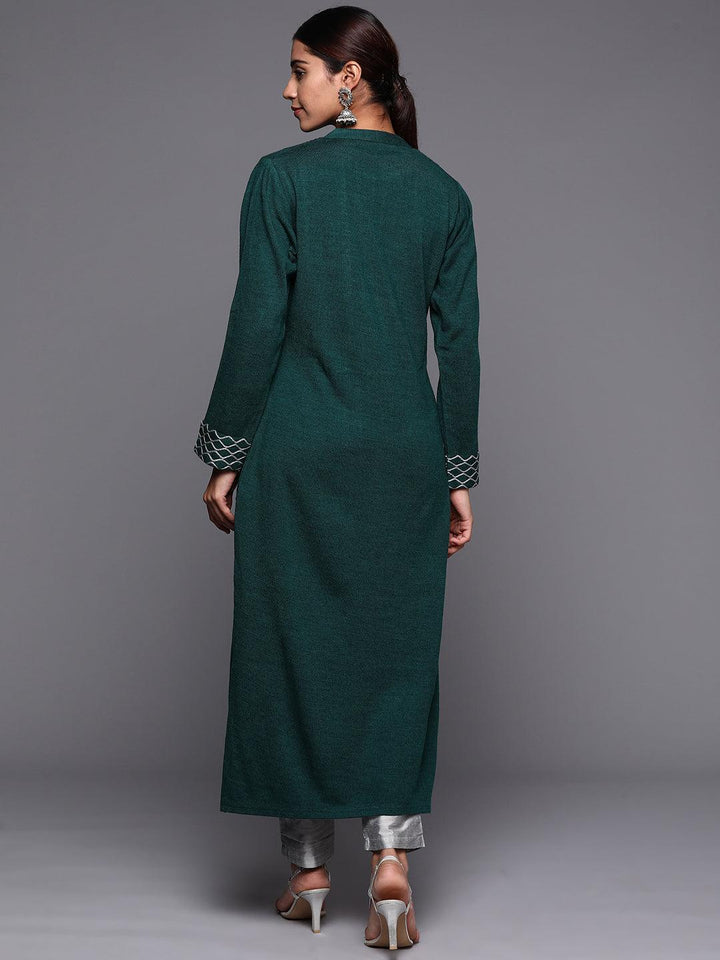 Green Yoke Design Wool Straight Kurta - ShopLibas