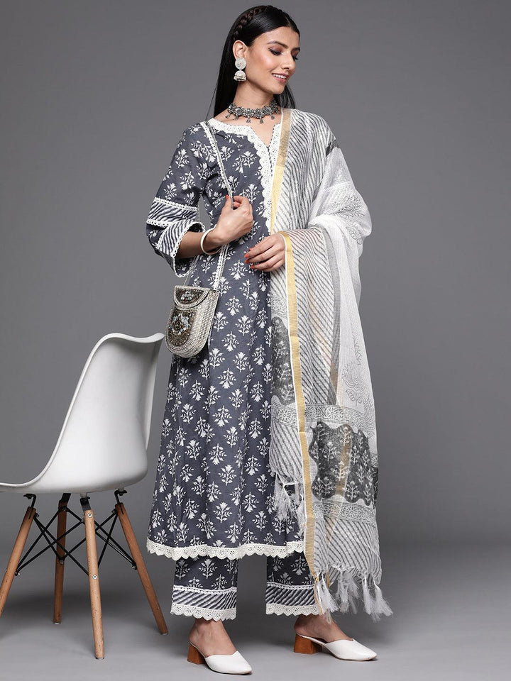 Grey Printed Cotton Suit Set - ShopLibas