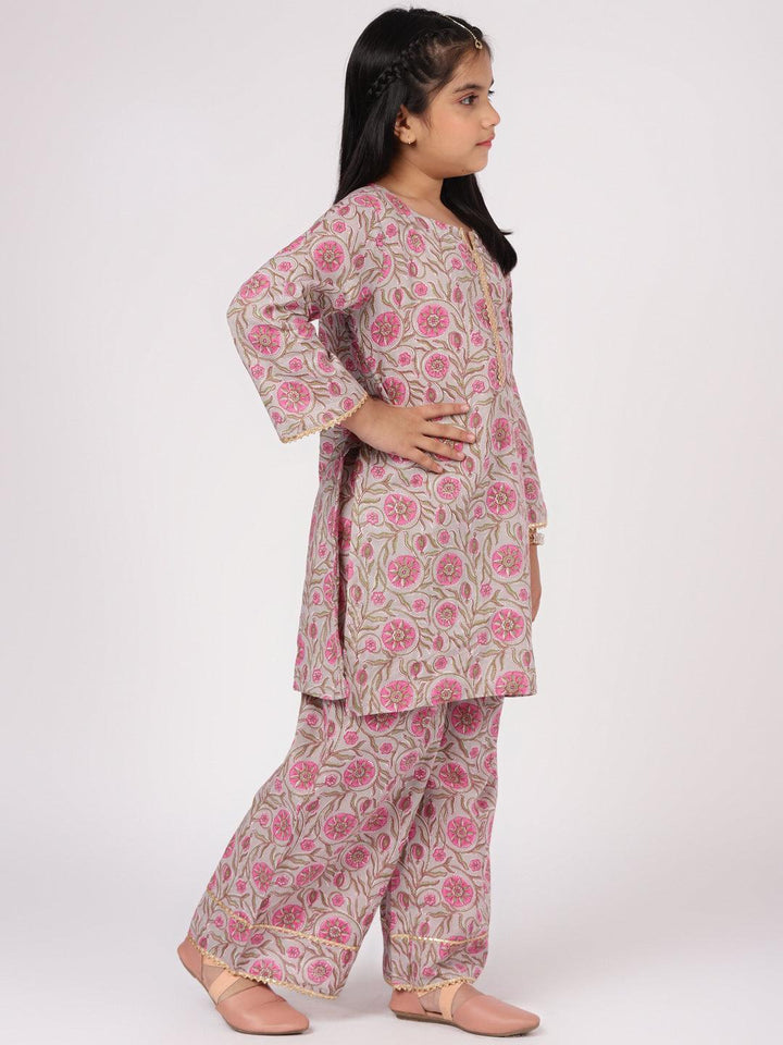 Grey Printed Cotton Suit Set - ShopLibas